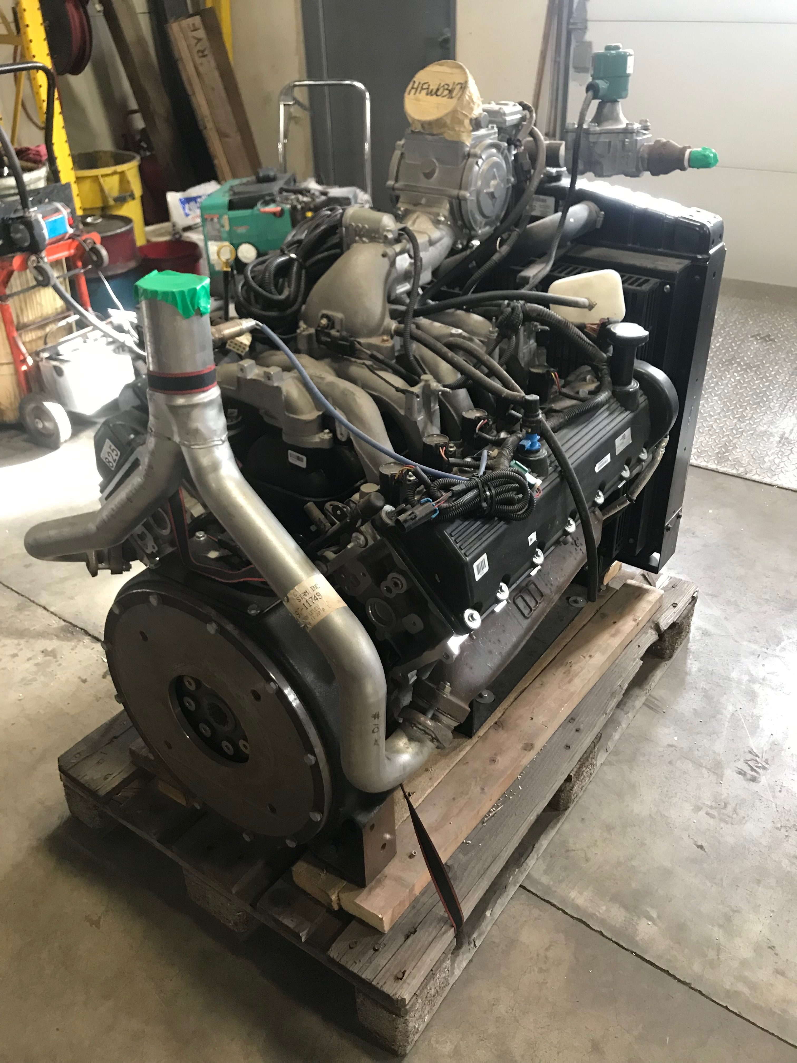 Ford 6.8 L V10 Crate Engine